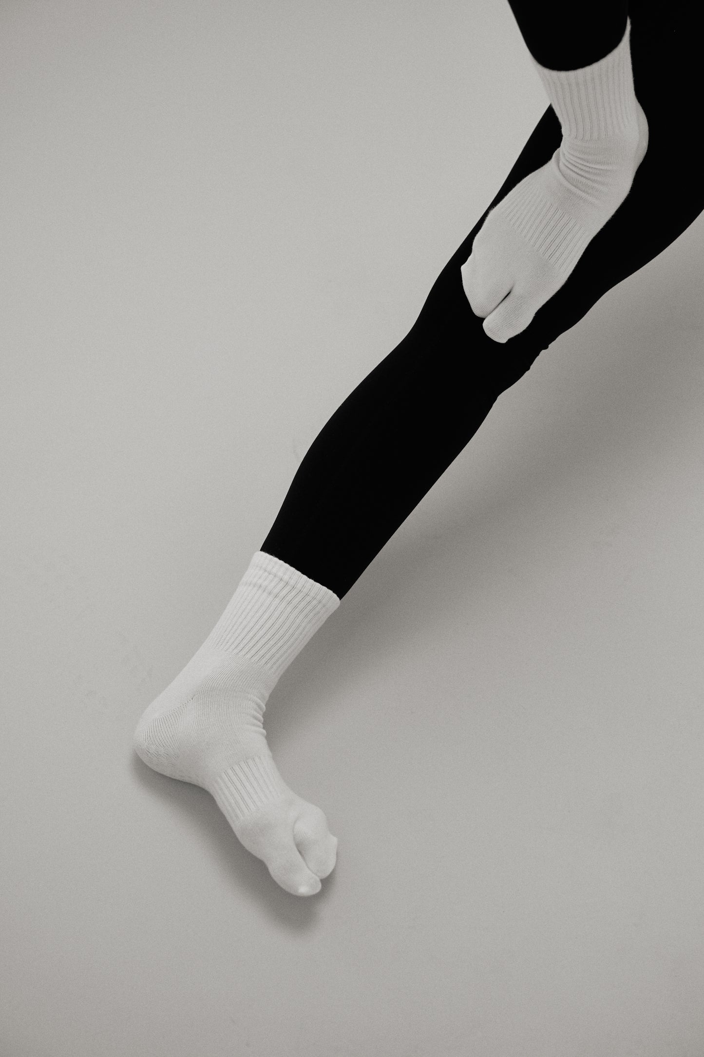 Pilates tabi socks